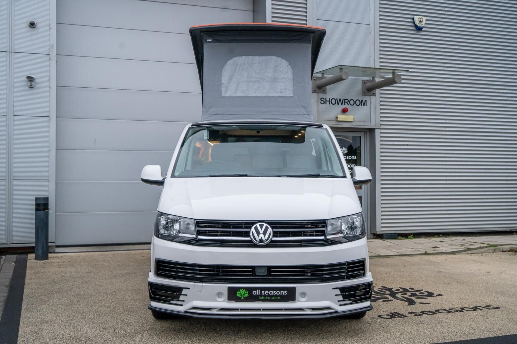 2019 Volkswagen Transporter T6 Campervan - Image 4