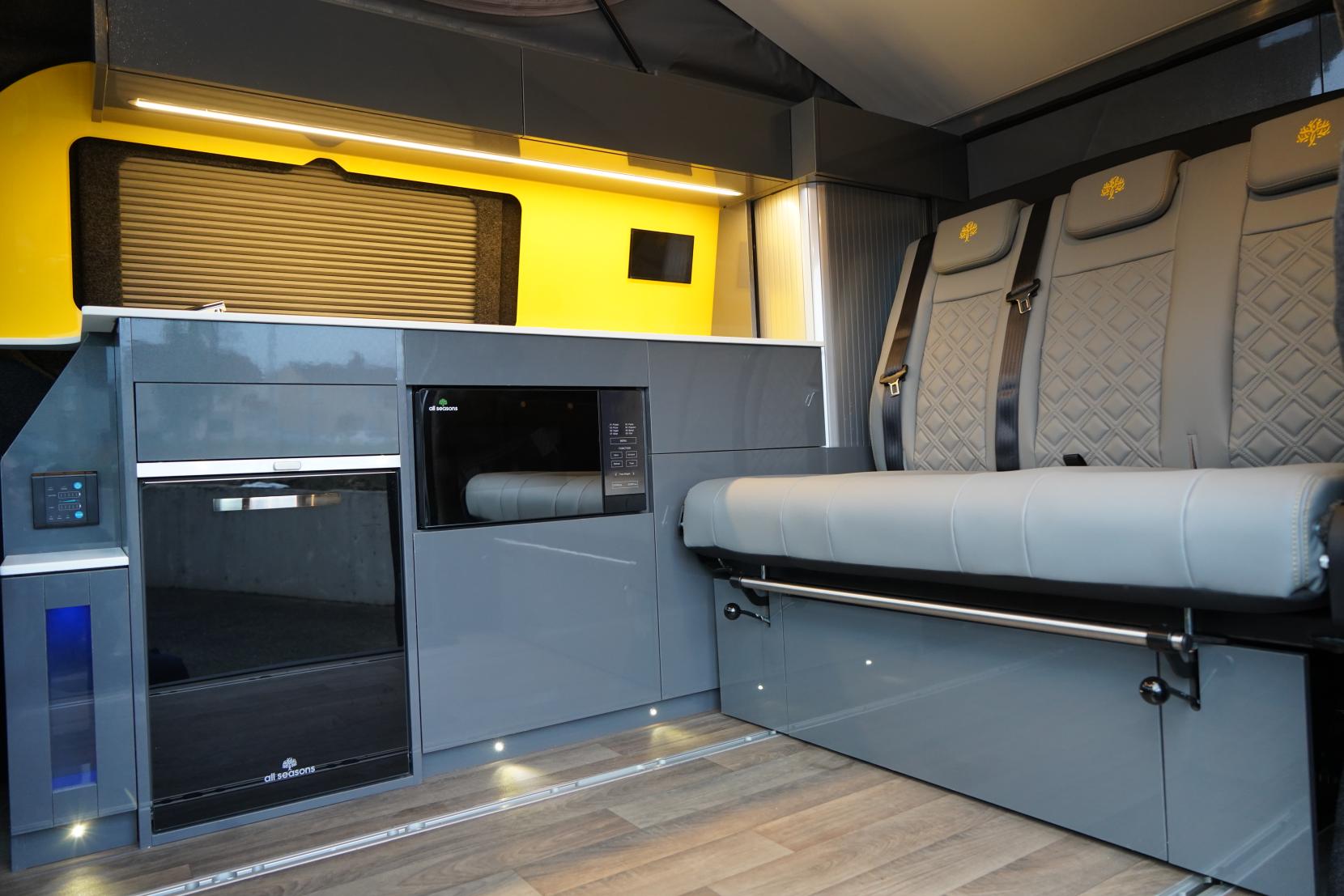 2025 Volkswagen Transporter T7 Campervan - Image 21