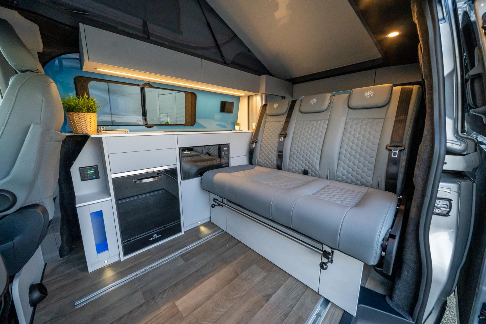 2025 Volkswagen Transporter T7 Campervan - Image 17