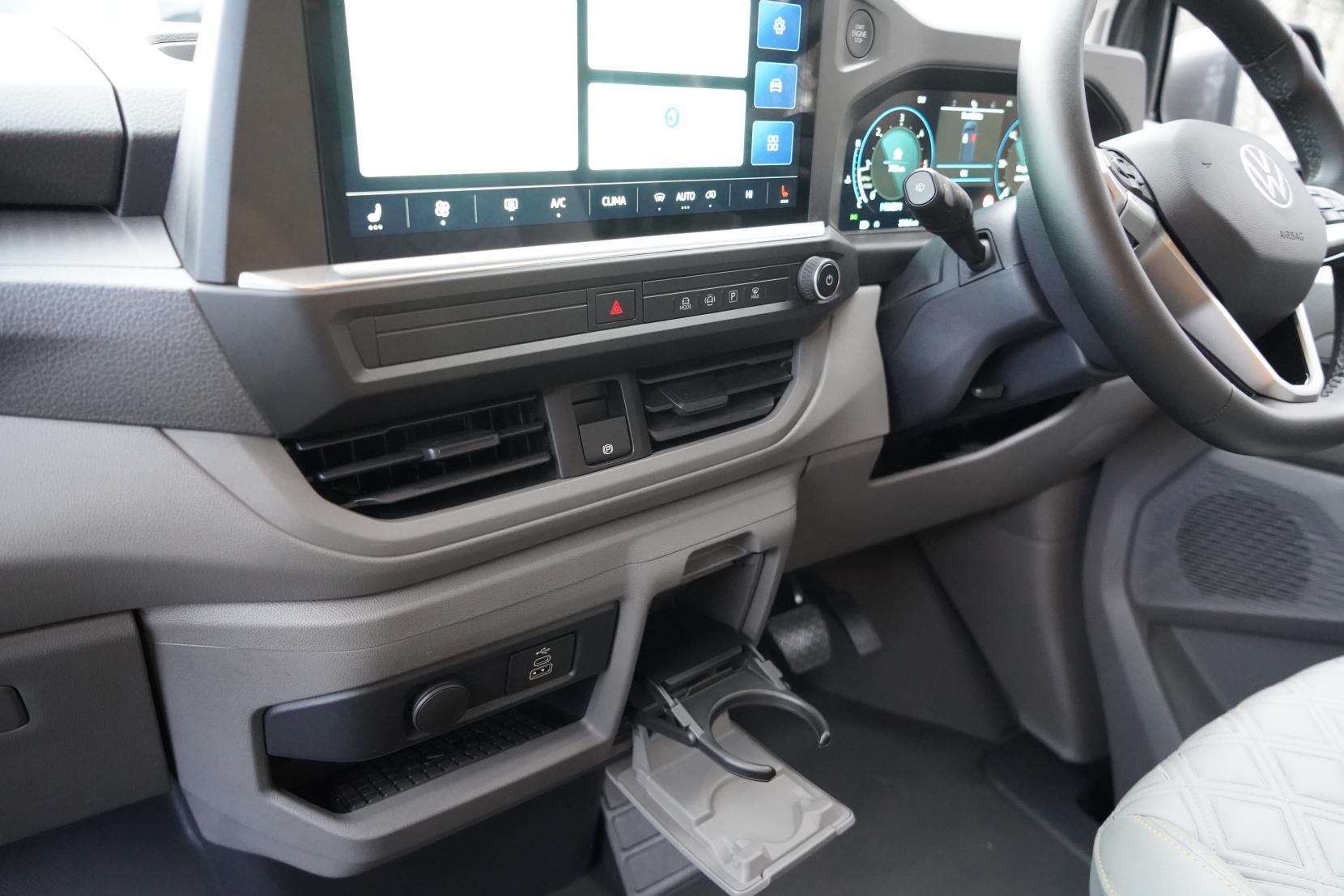 2025 Volkswagen Transporter T7 Campervan - Image 19