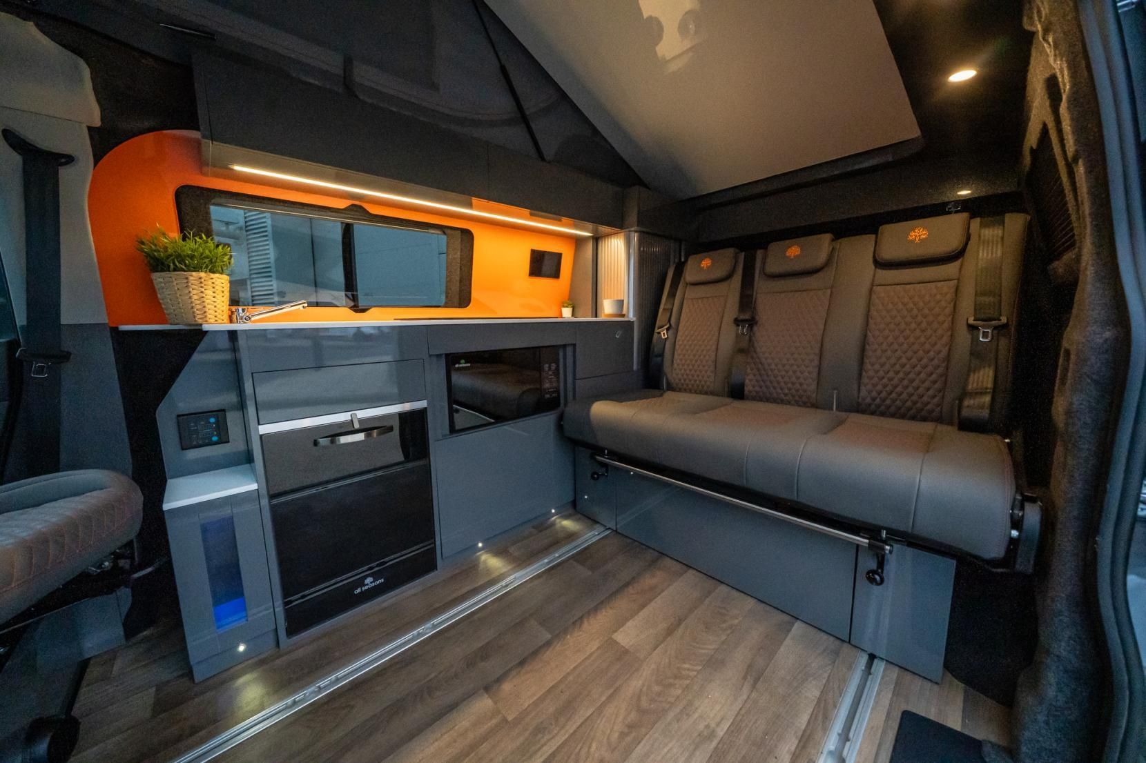 2025 Volkswagen Transporter T7 Campervan - Image 15