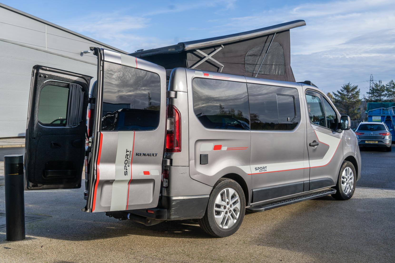 2017 Renault Trafic Panel Van (2014 - 2020) Campervan - Image 20