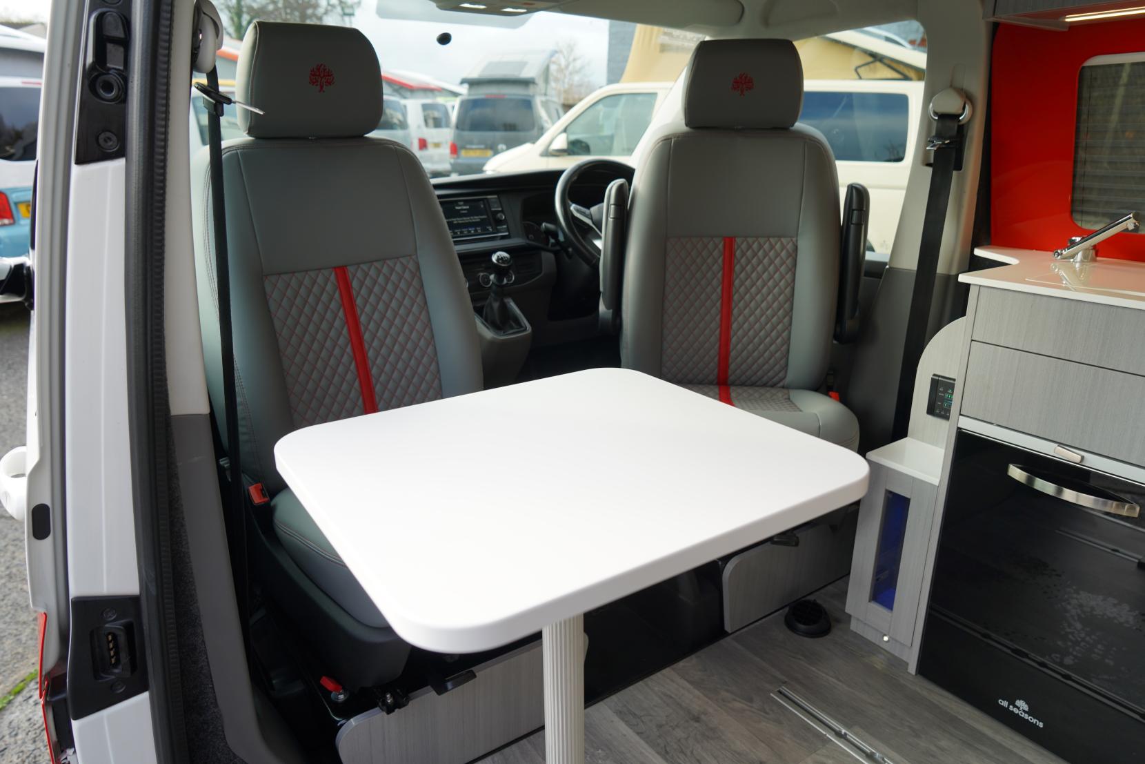 2020 Volkswagen Transporter T6.1 Campervan - Image 21