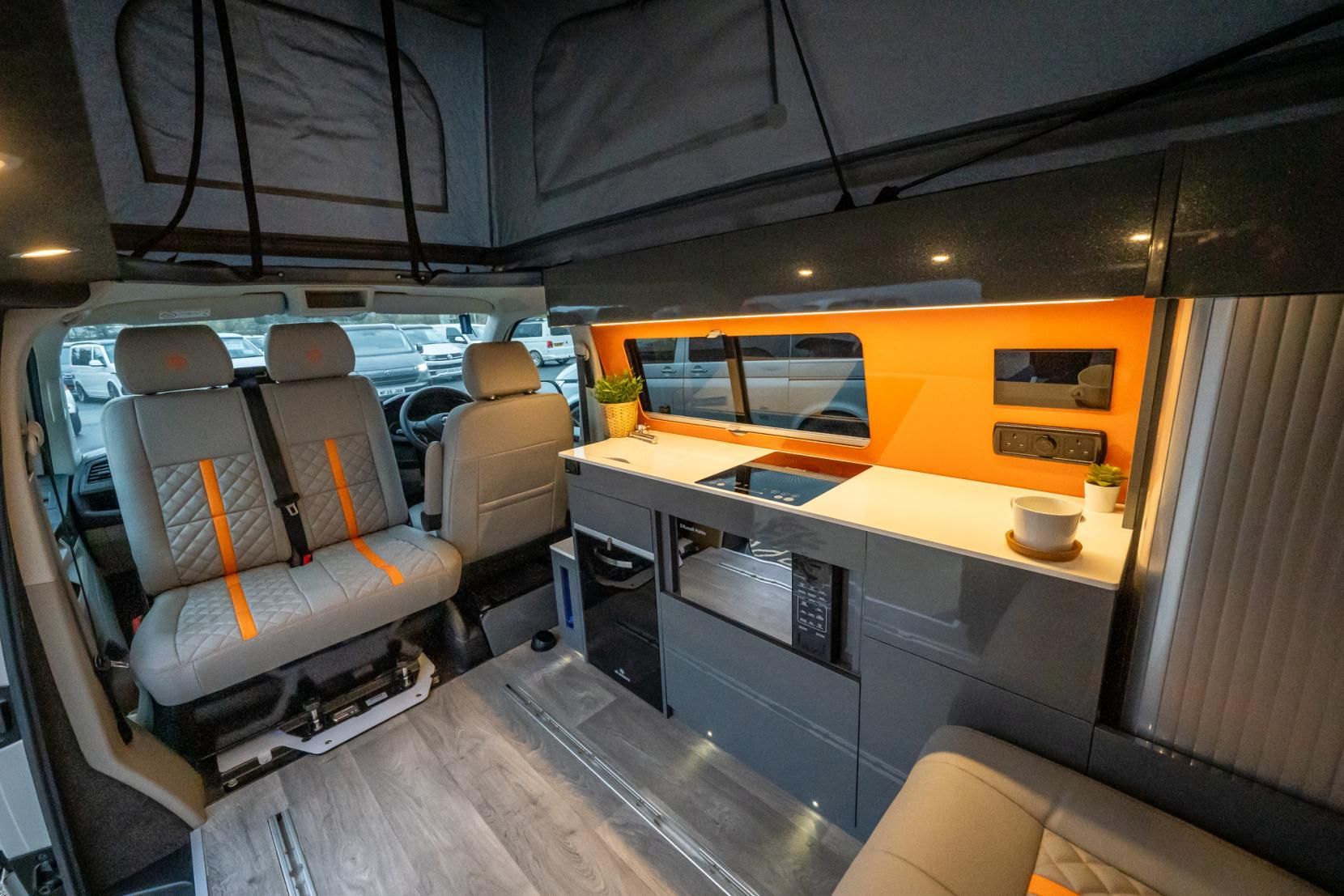 2019 Volkswagen Transporter T6 Campervan - Image 16