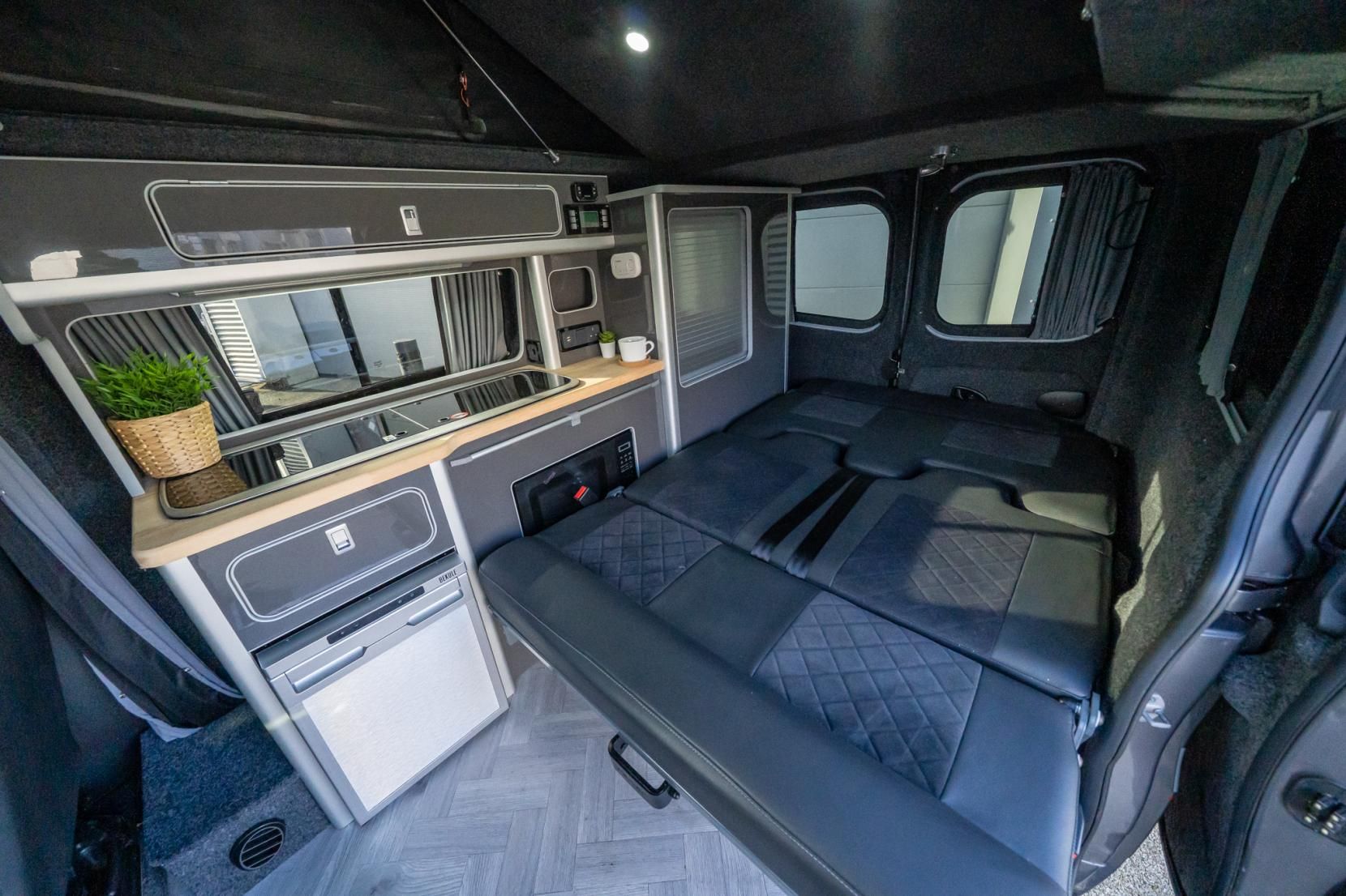 2017 Renault Trafic Panel Van (2014 - 2020) Campervan - Image 15