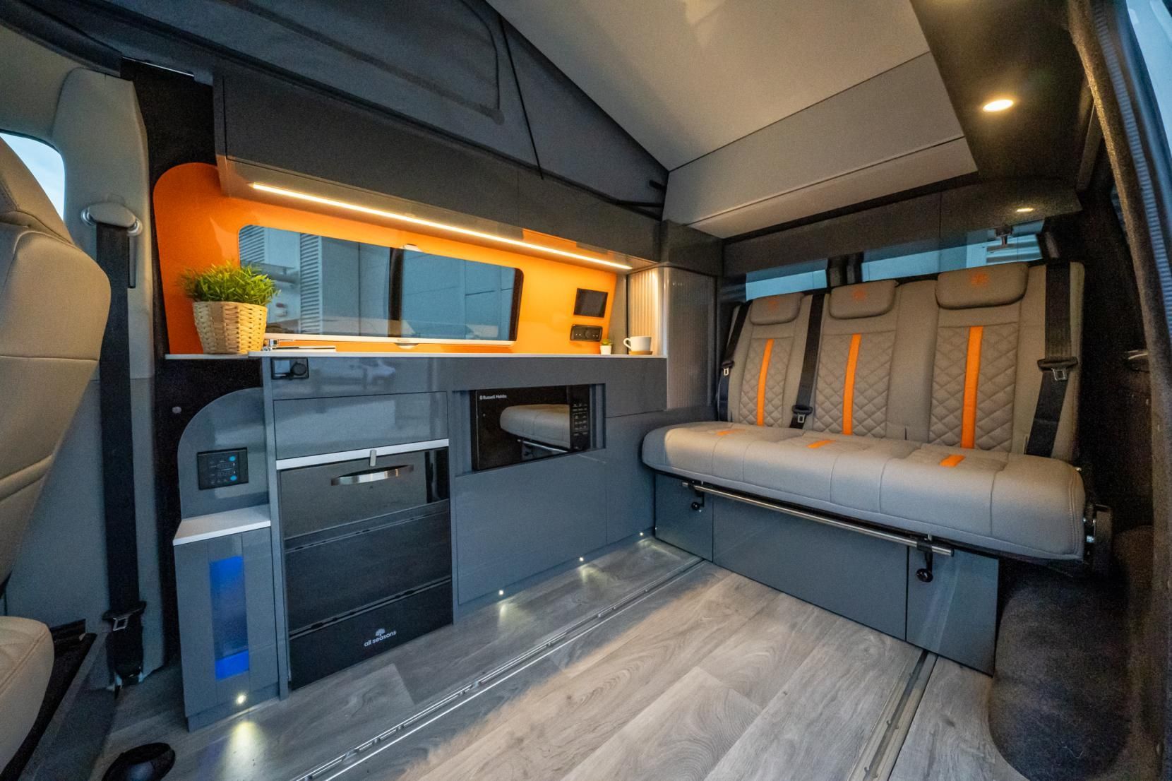 2019 Volkswagen Transporter T6 Campervan - Image 12