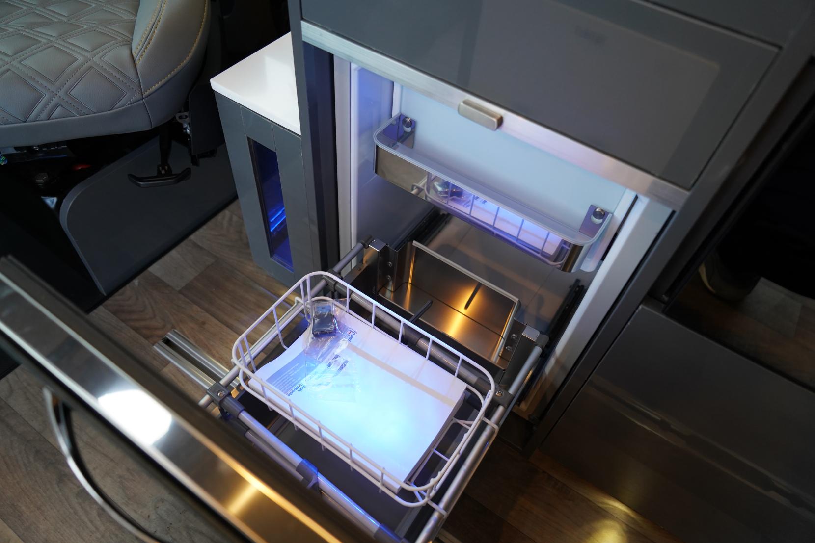 2025 Volkswagen Transporter T7 Campervan - Image 37