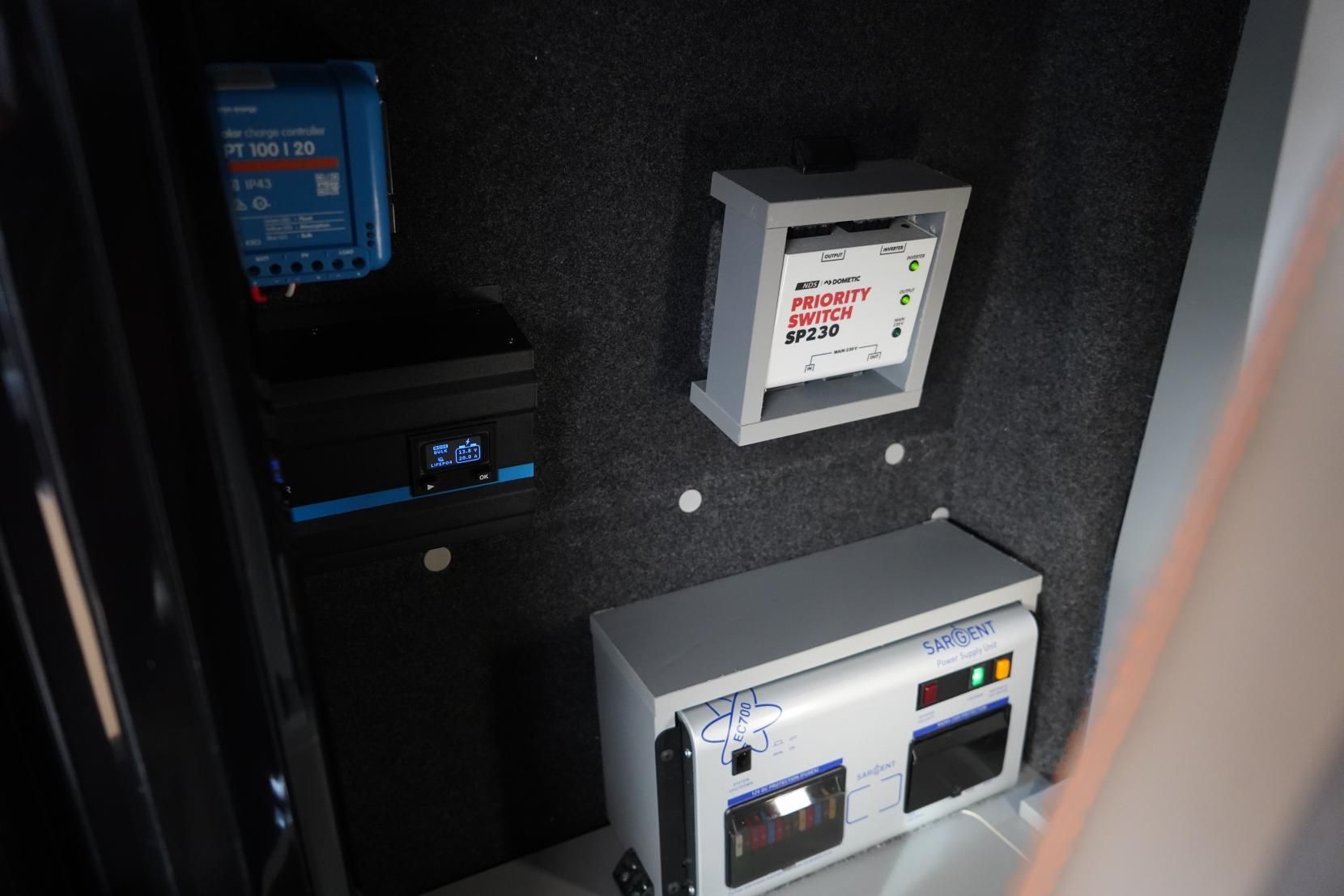 2025 Volkswagen Transporter T7 Campervan - Image 49