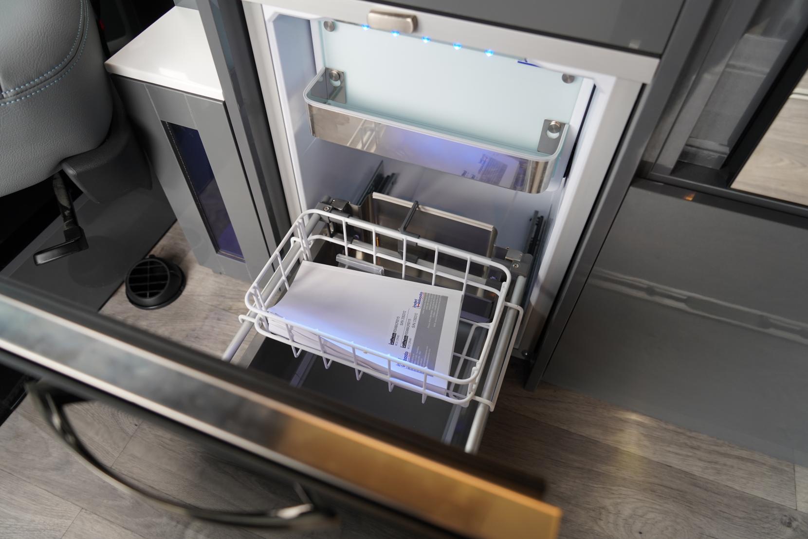 2022 Volkswagen Transporter T6.1 Campervan - Image 40