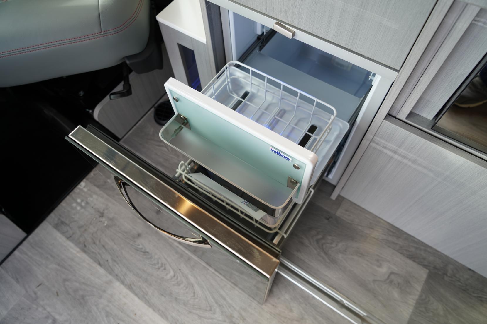 2020 Volkswagen Transporter T6.1 Campervan - Image 39