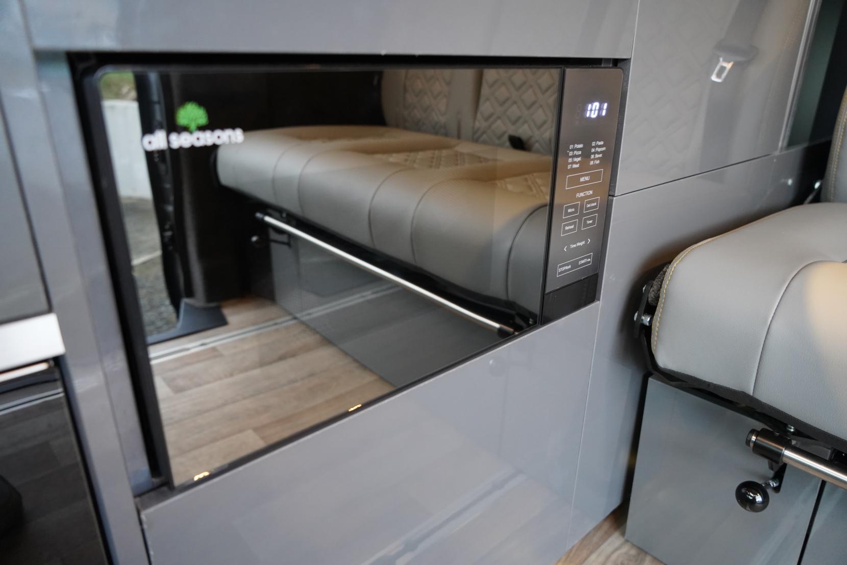 2025 Volkswagen Transporter T7 Campervan - Image 39