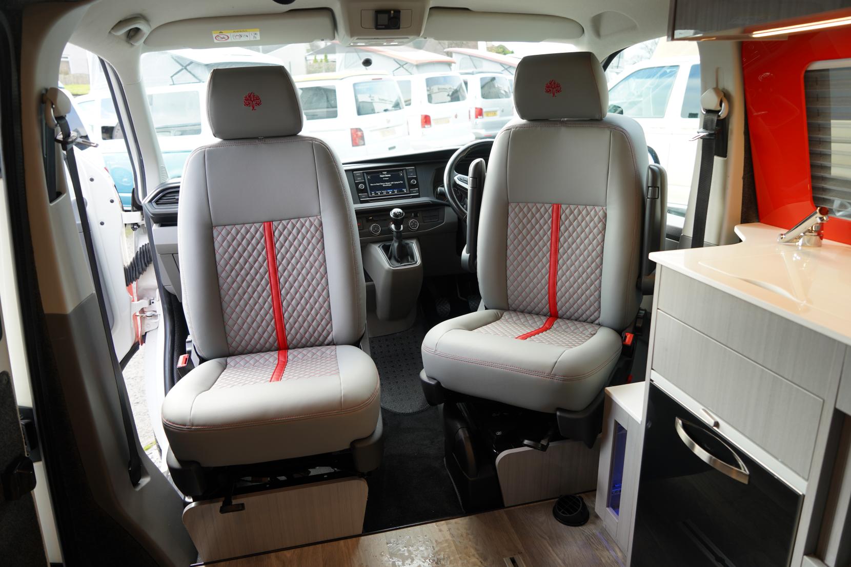 2020 Volkswagen Transporter T6.1 Campervan - Image 25