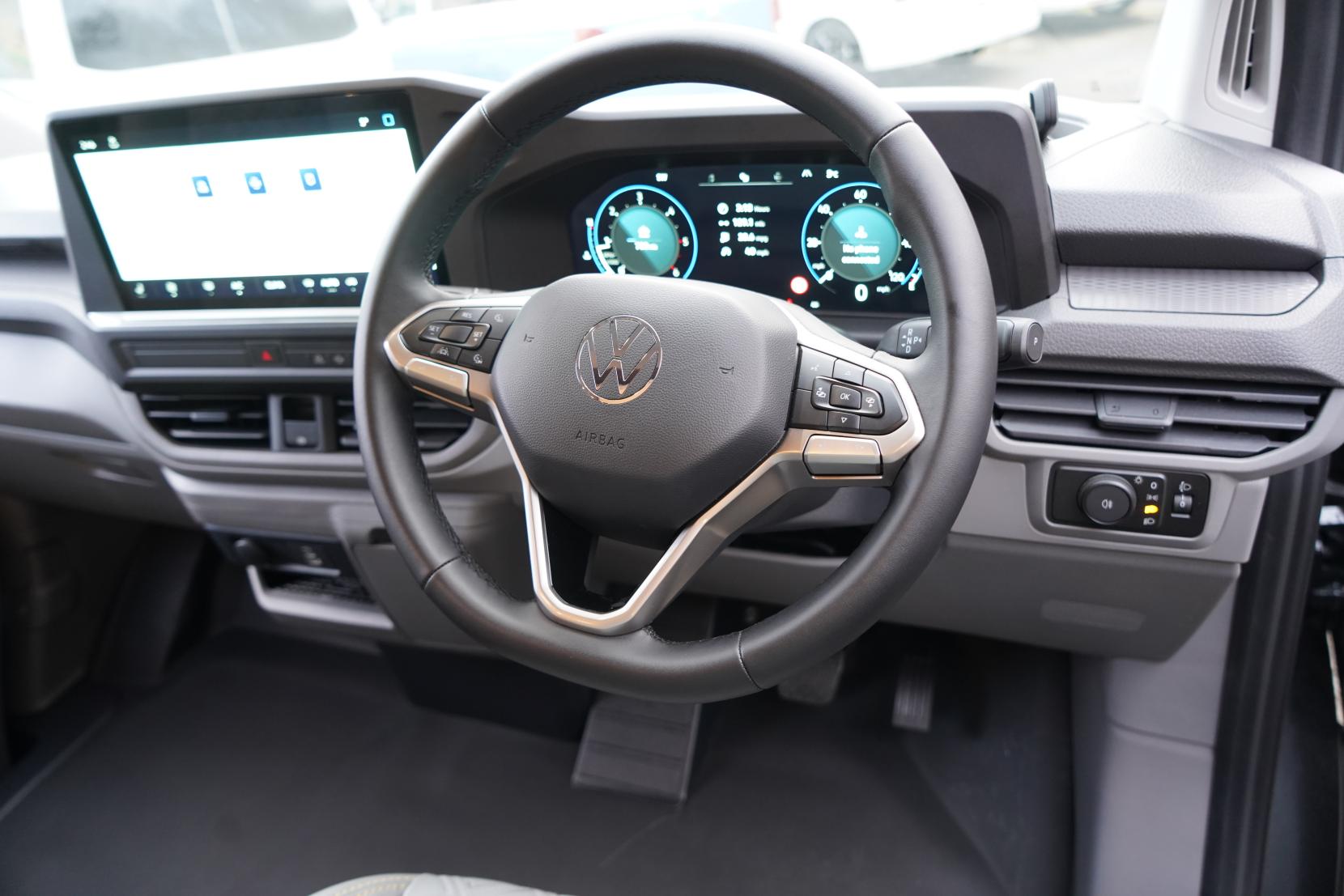 2025 Volkswagen Transporter T7 Campervan - Image 15