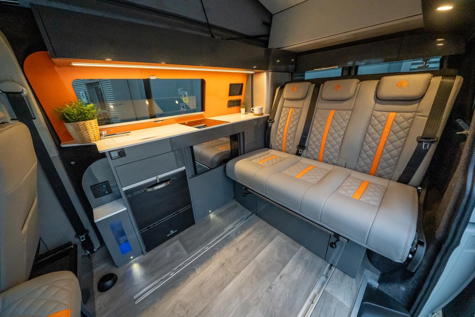 2019 Volkswagen Transporter T6 Campervan - Image 17