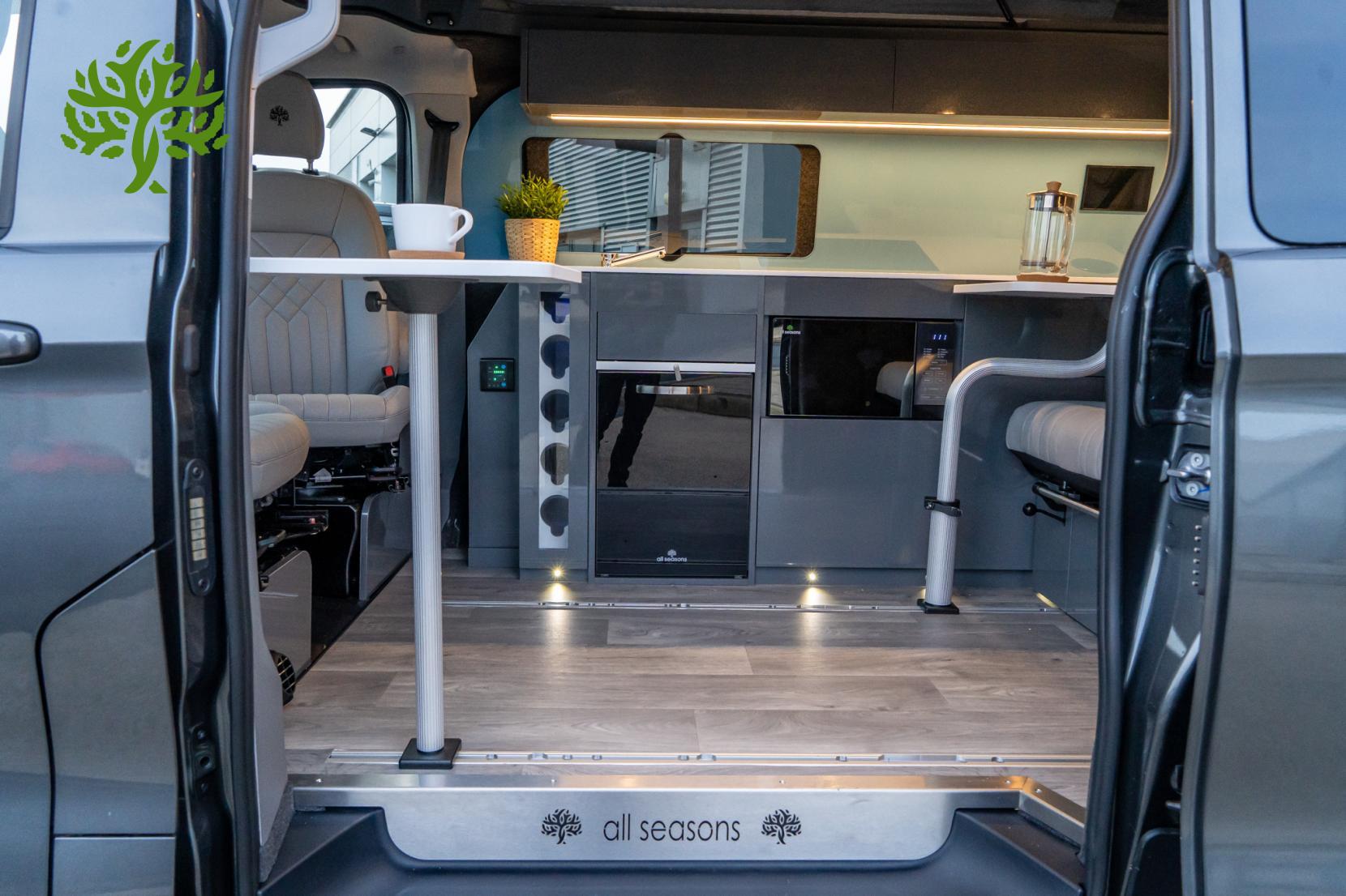 2025 Volkswagen Transporter T7 Campervan - Image 27