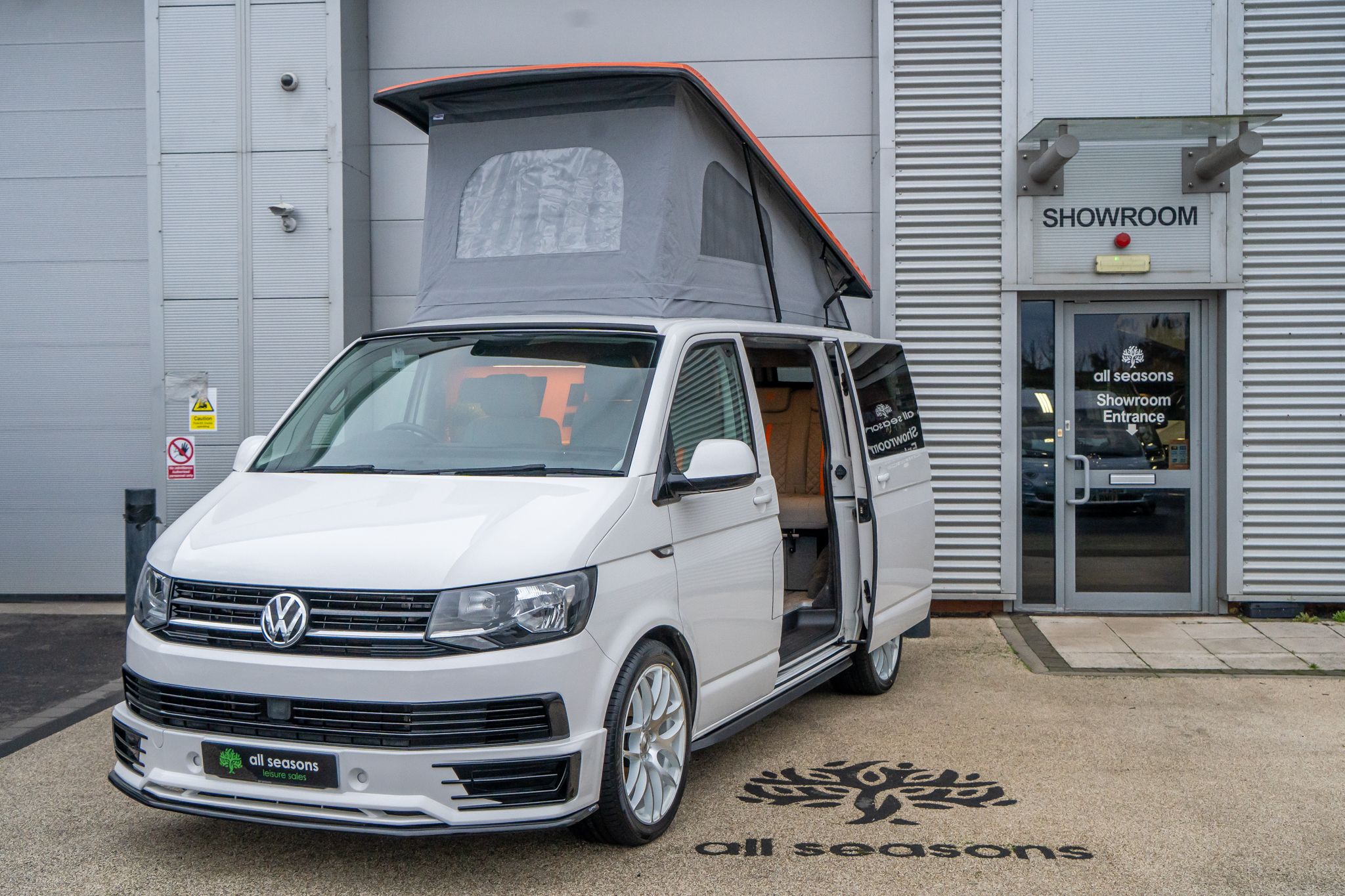 613117280_1474083768050817_65447801203219922_n