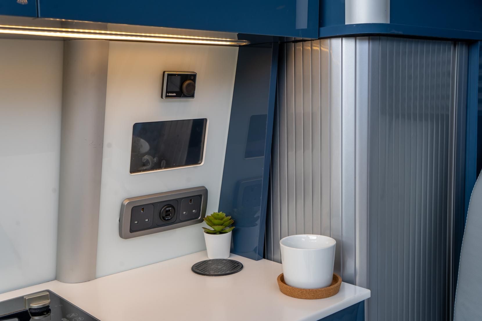 2022 Volkswagen Transporter T6.1 Campervan - Image 16