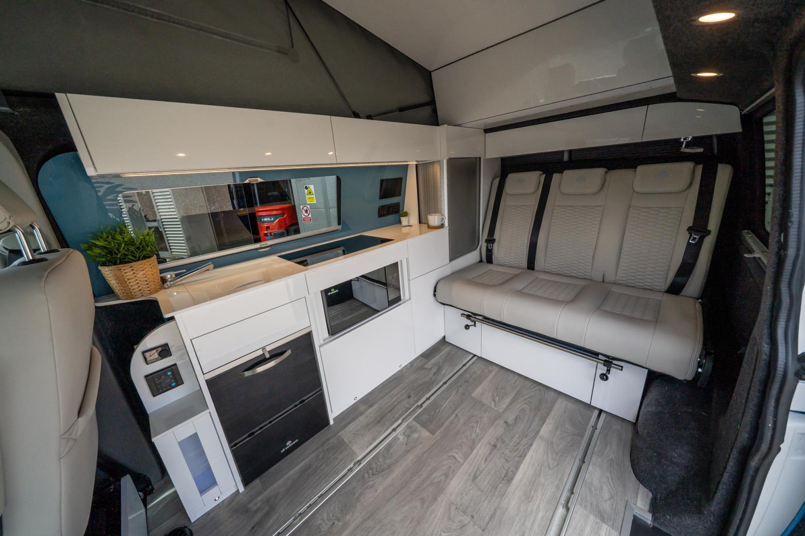 2022 Volkswagen Transporter T6.1 Campervan - Image 2
