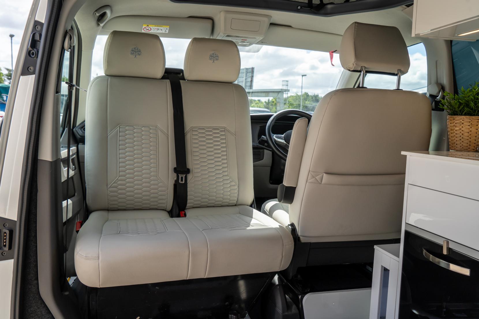 2022 Volkswagen Transporter T6.1 Campervan - Image 8