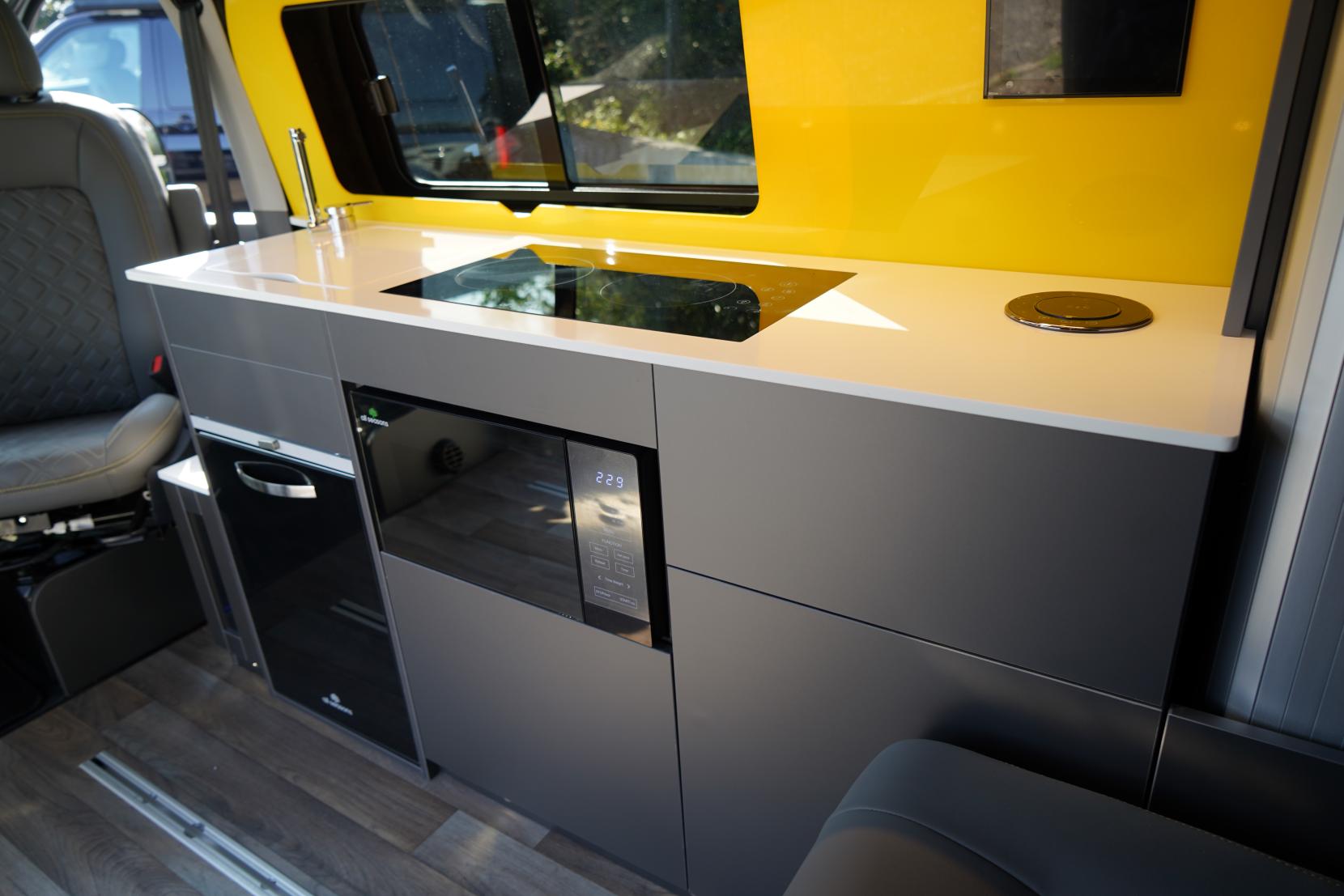 2026 Volkswagen Transporter T7 Campervan - Image 28