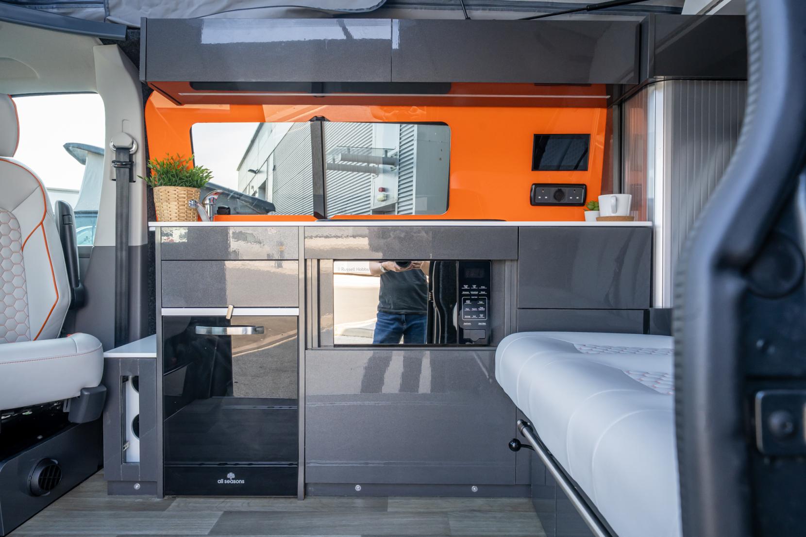 2024 Volkswagen Transporter T6.1 Campervan - Image 14