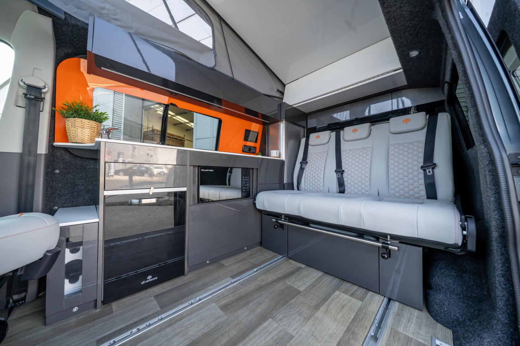 2024 Volkswagen Transporter T6.1 Campervan - Image 13