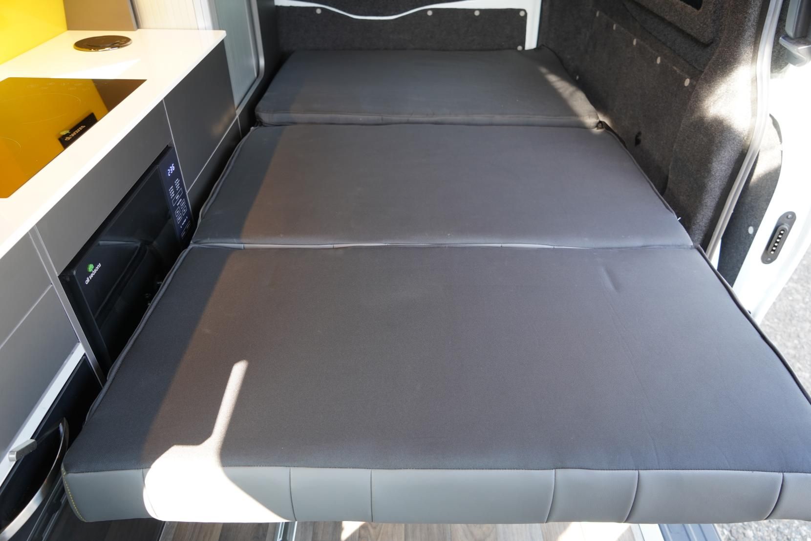 2026 Volkswagen Transporter T7 Campervan - Image 45