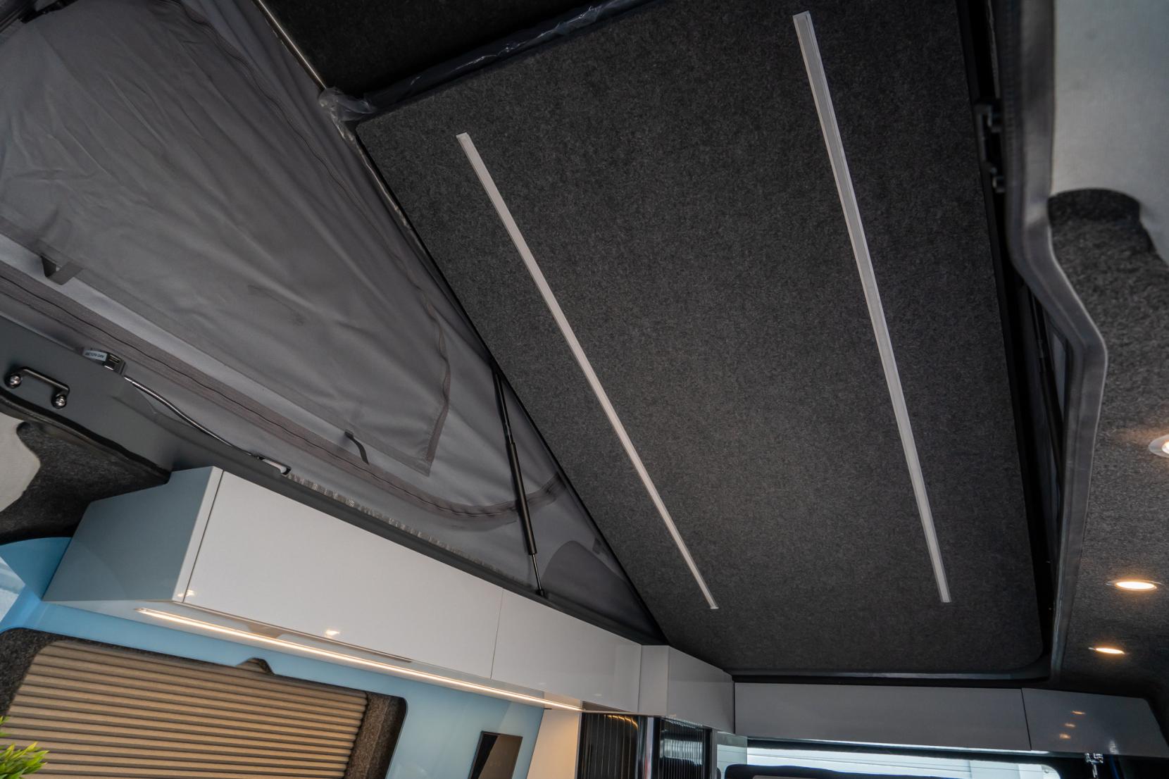 2026 Volkswagen Transporter T7 Campervan - Image 12