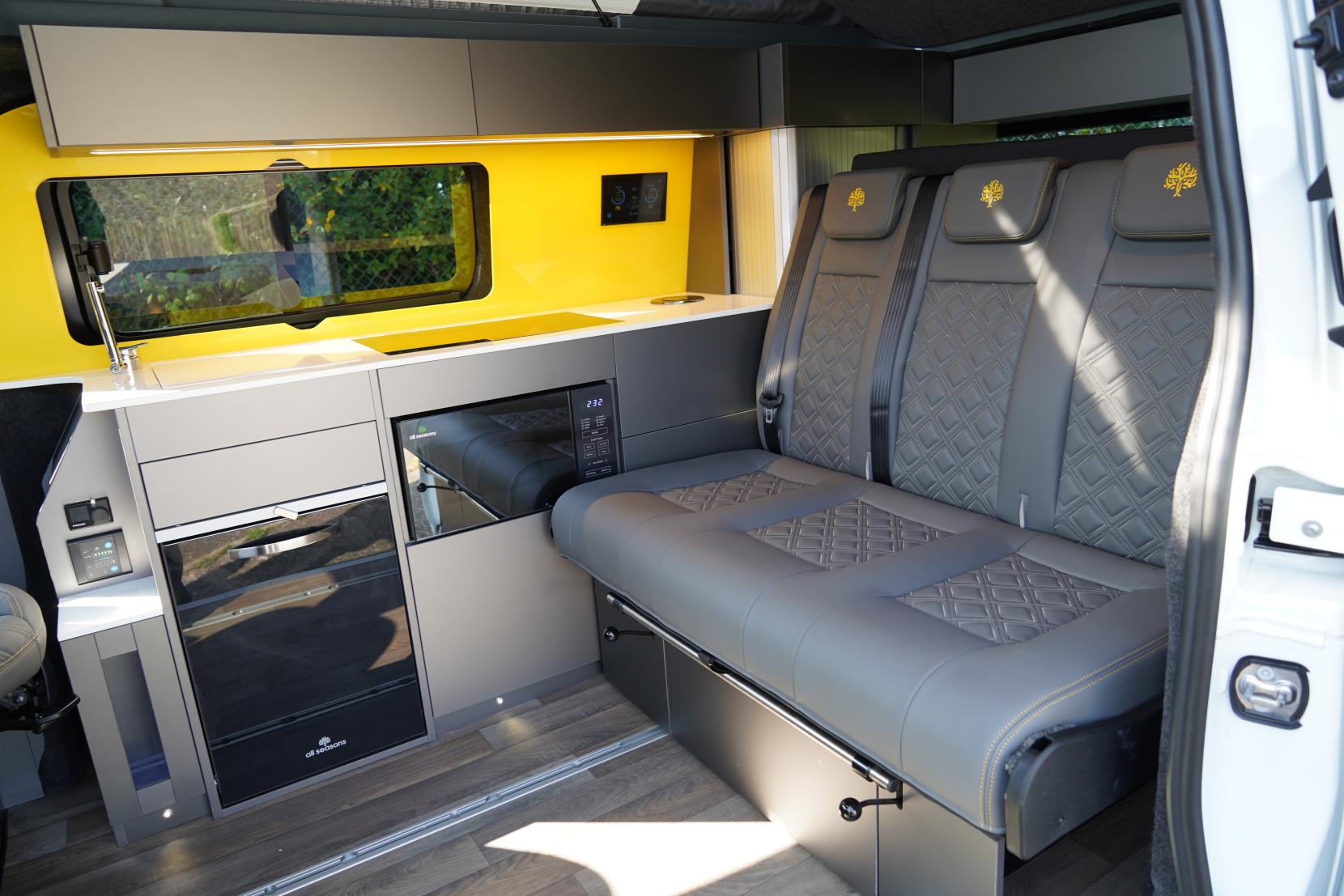 2026 Volkswagen Transporter T7 Campervan - Image 40