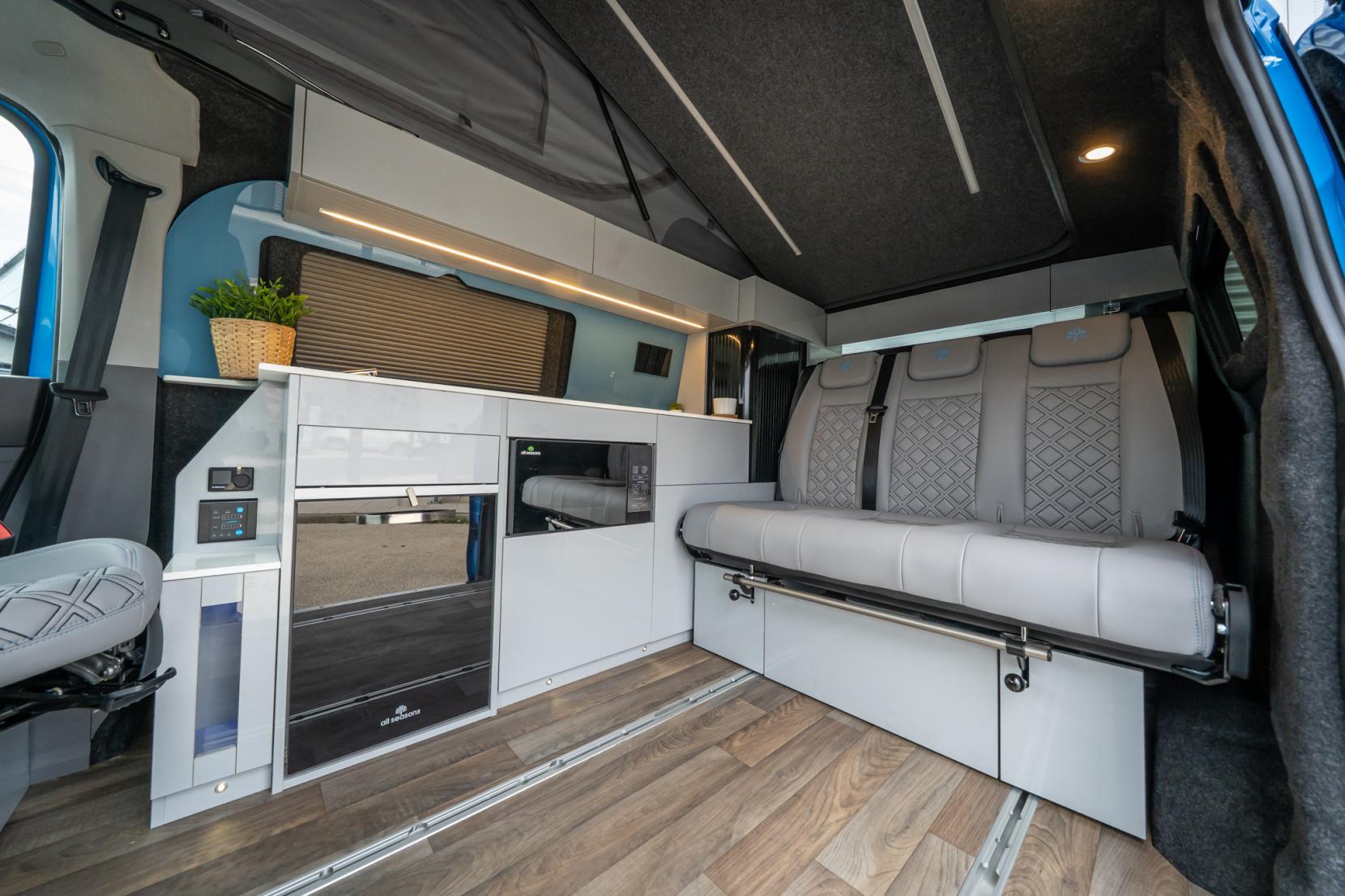 2026 Volkswagen Transporter T7 Campervan - Image 13