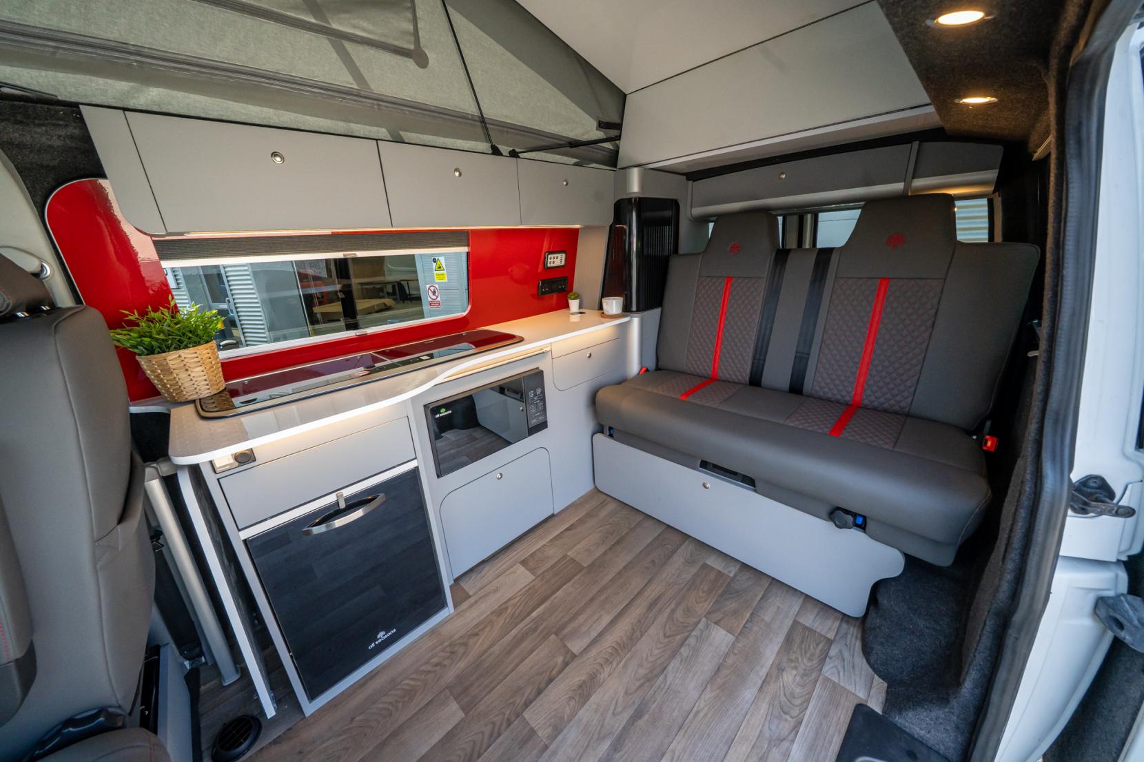2014 Volkswagen Transporter T5 Campervan - Image 2