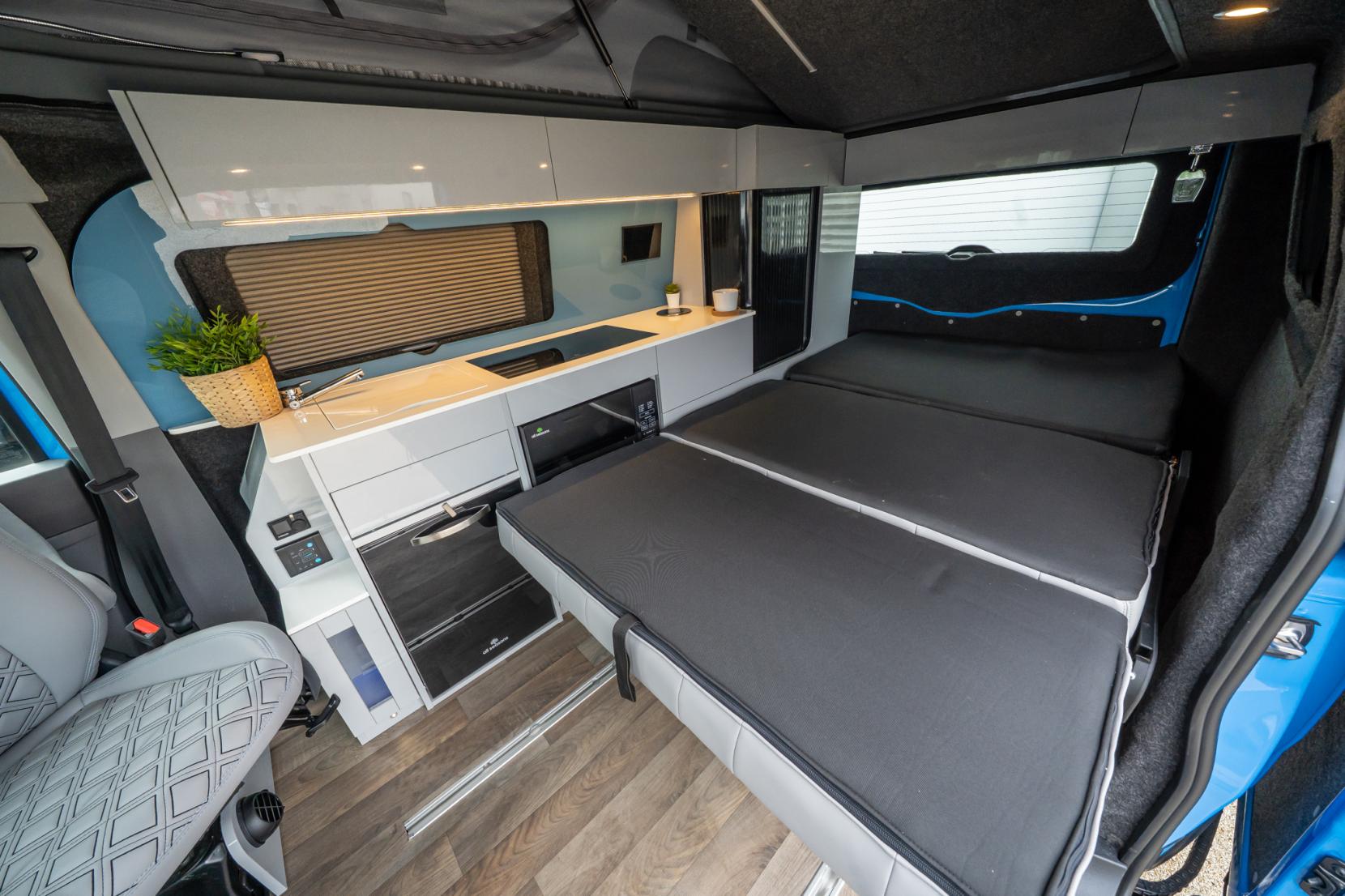 2026 Volkswagen Transporter T7 Campervan - Image 18