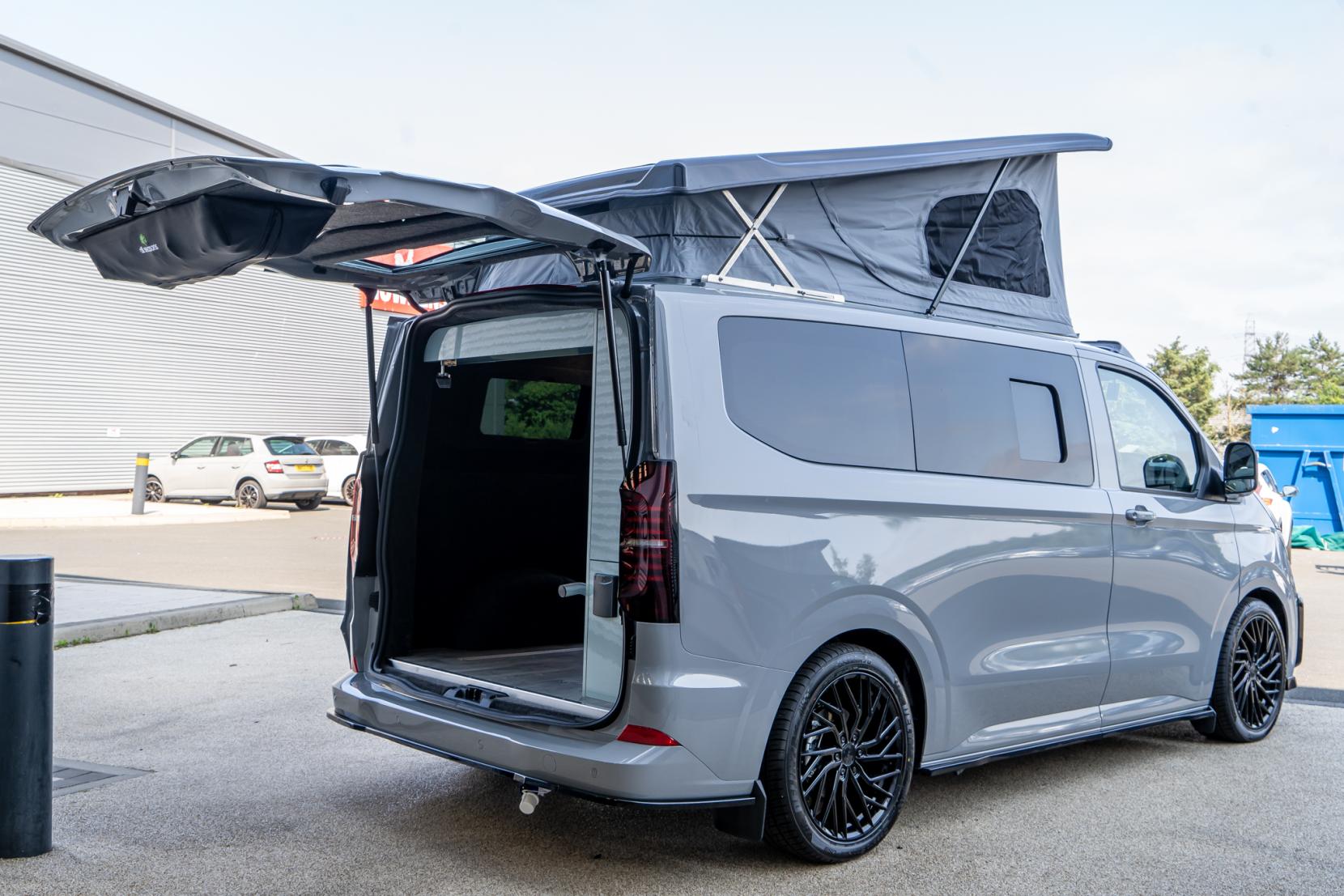 2026 Volkswagen Transporter T7 Campervan - Image 24