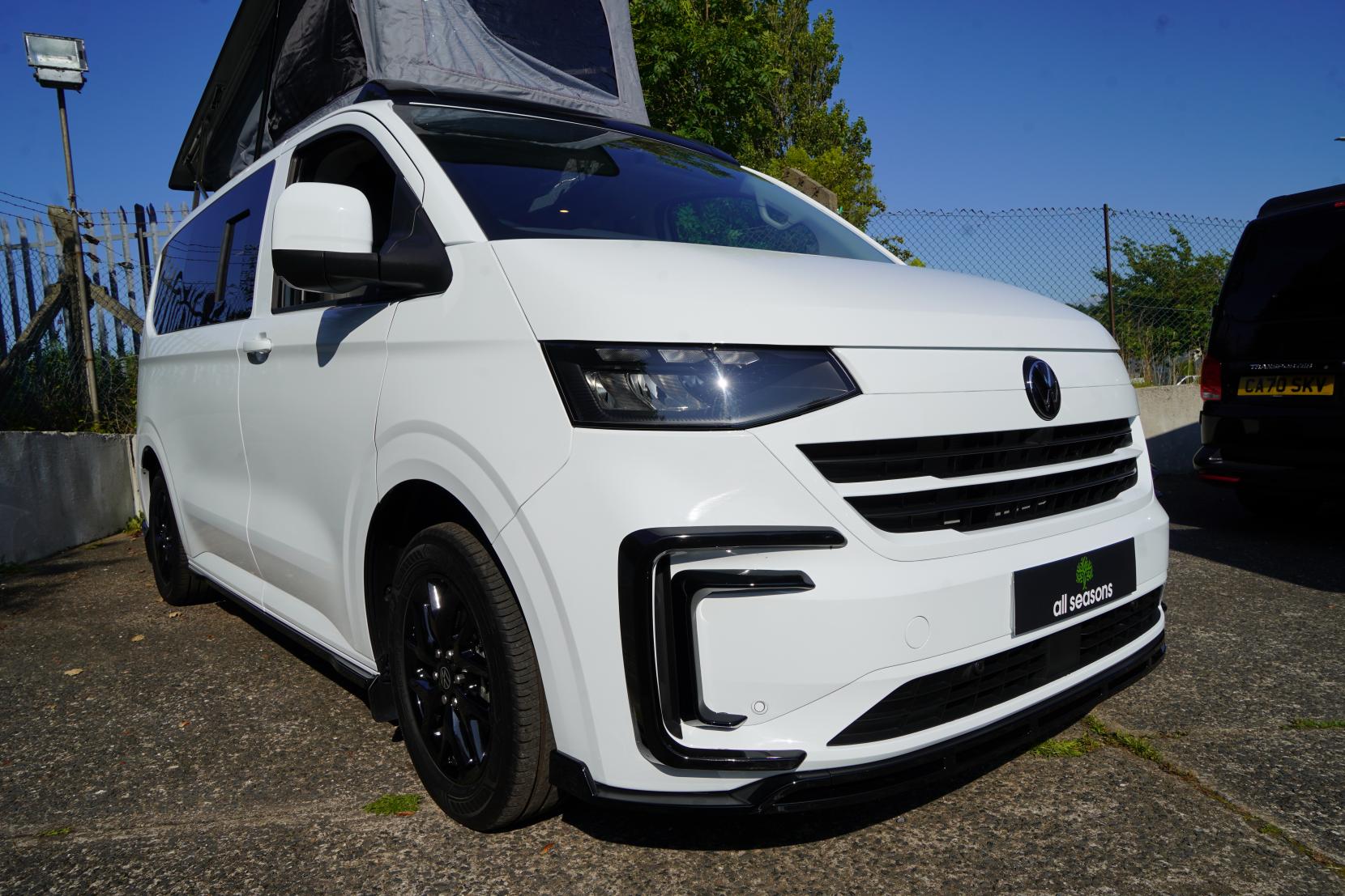 2026 Volkswagen Transporter T7 Campervan - Image 12