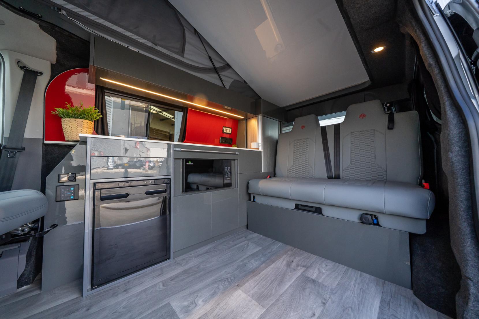 2026 Volkswagen Transporter T7 Campervan - Image 12