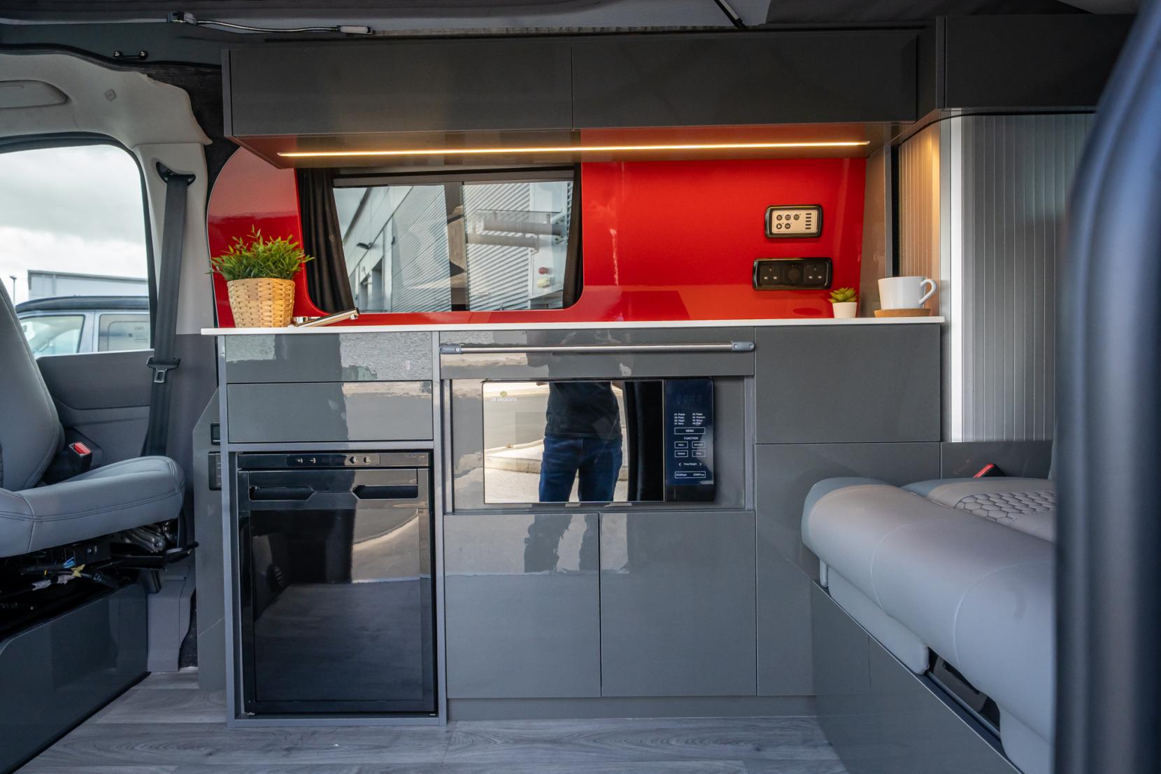 2026 Volkswagen Transporter T7 Campervan - Image 13