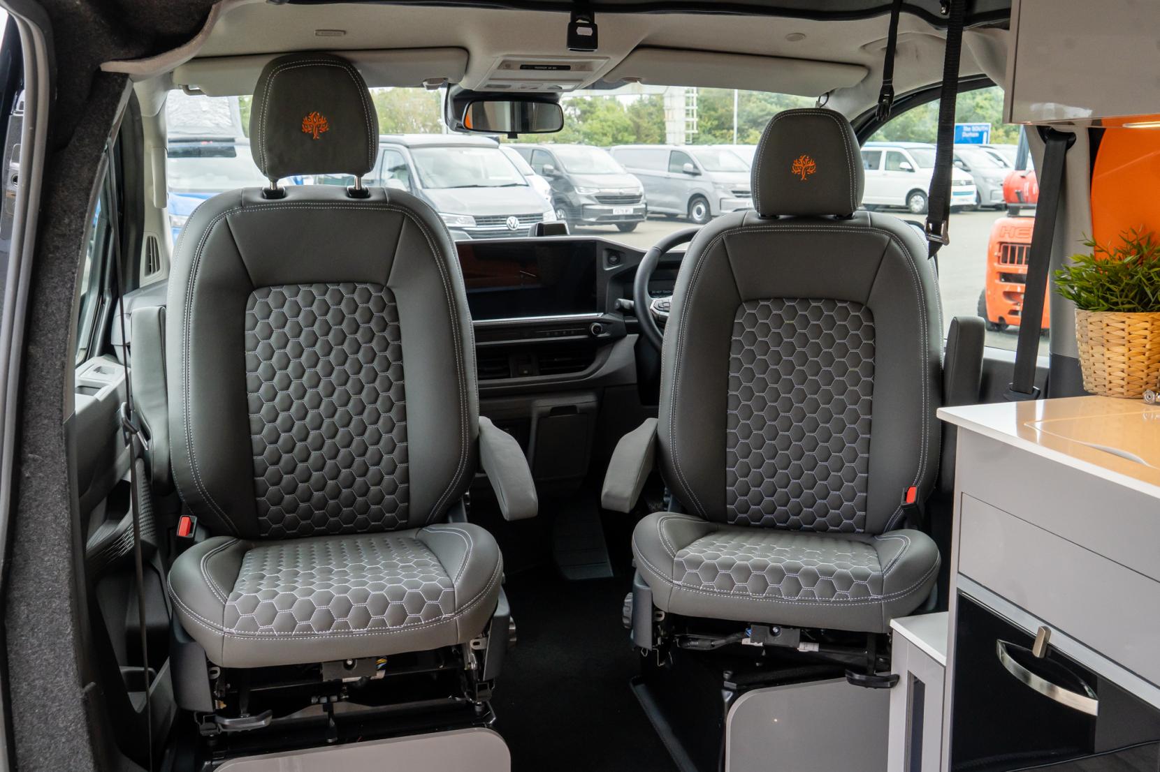 2026 Volkswagen Transporter T7 Campervan - Image 8