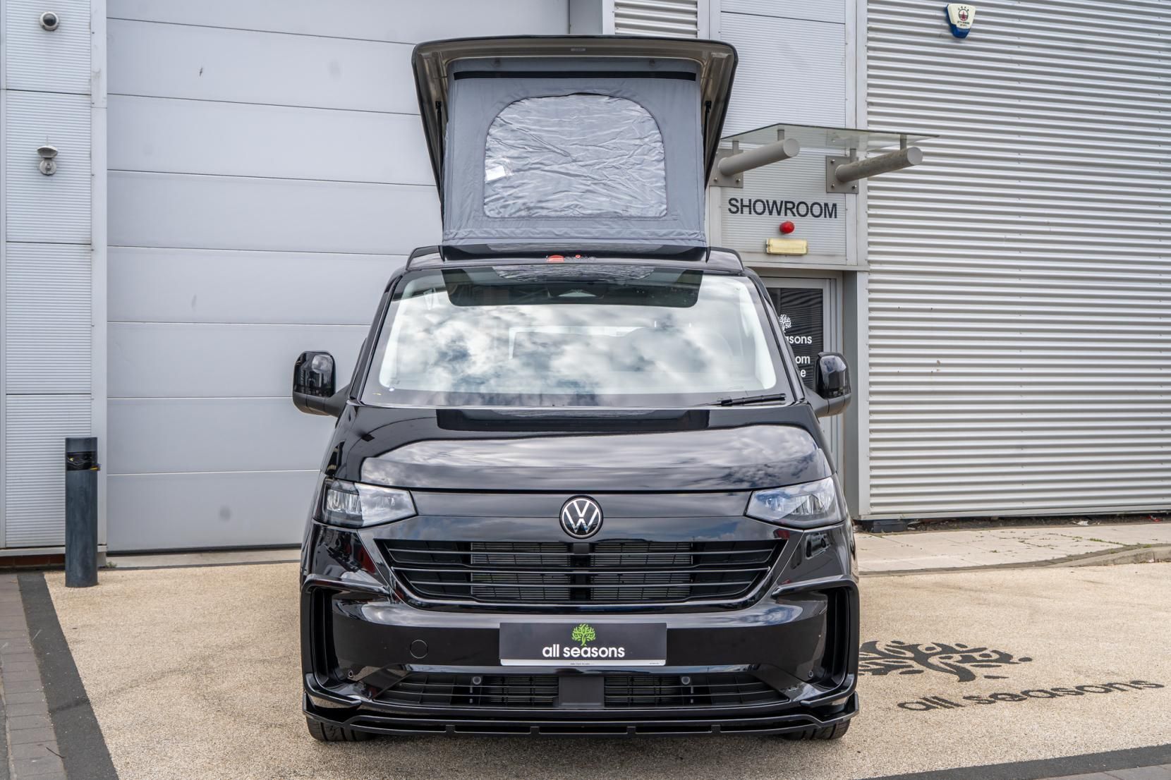 2026 Volkswagen Transporter T7 Campervan - Image 4