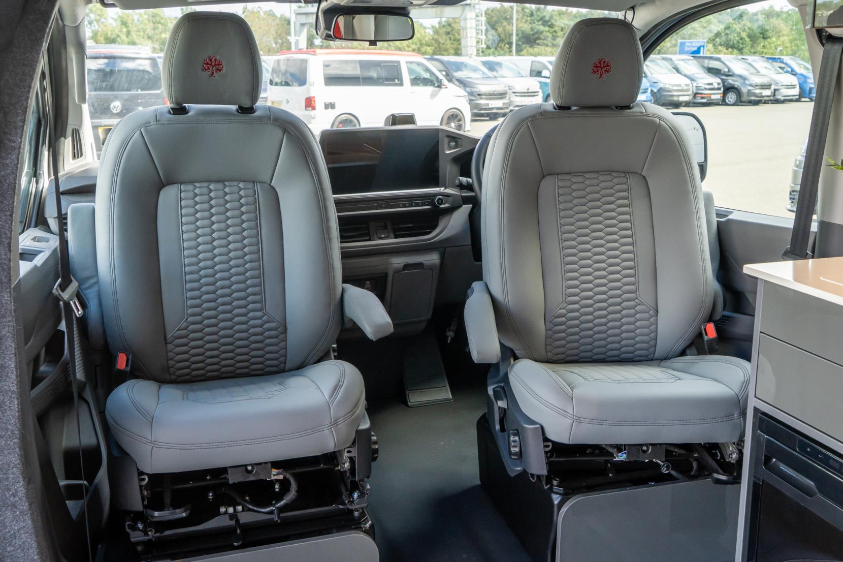 2026 Volkswagen Transporter T7 Campervan - Image 8